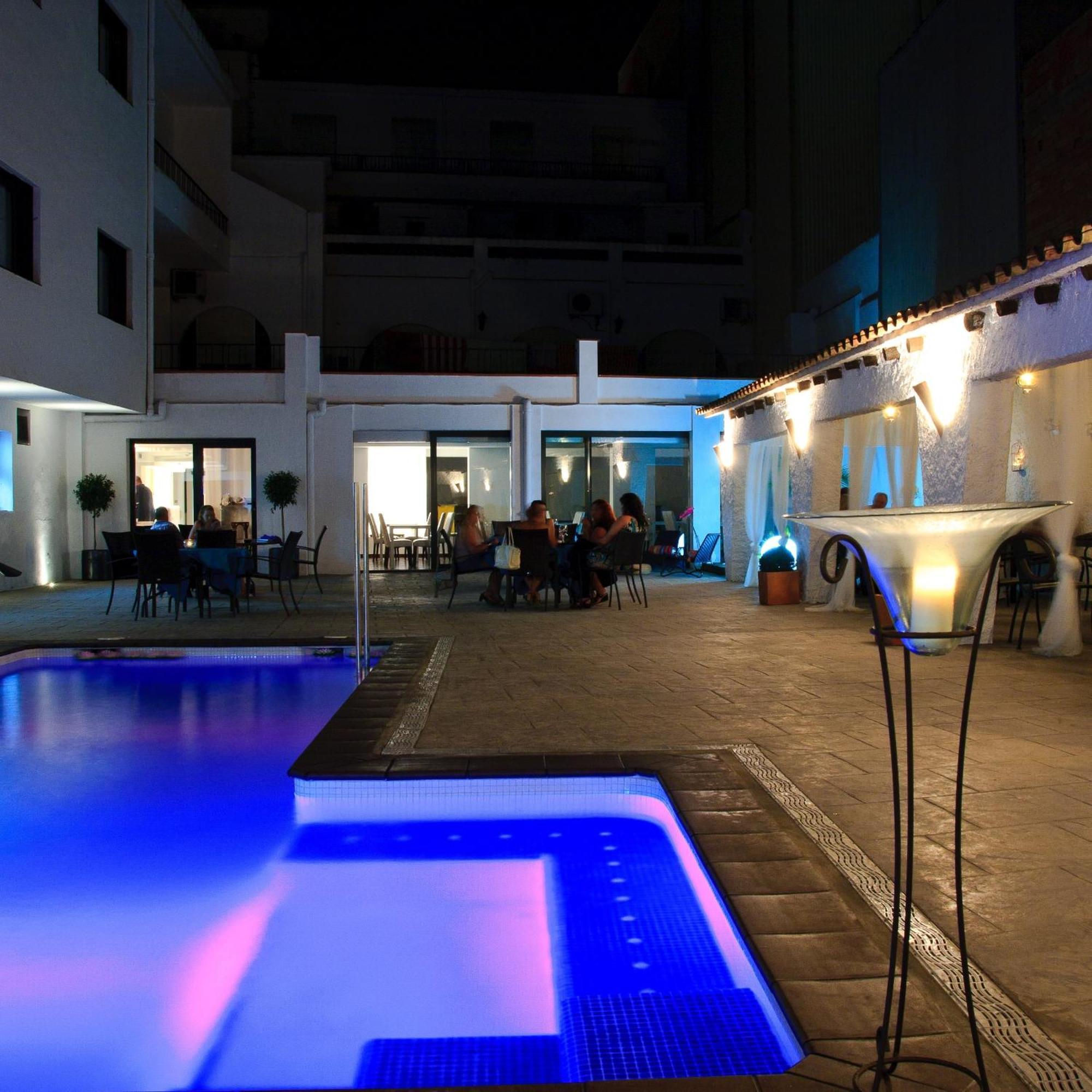 Hotel Salome Calafell Exterior photo